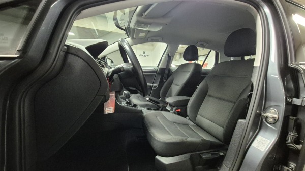 VOLKSWAGEN GOLF 1.6 AT COMFORTLINE 2019