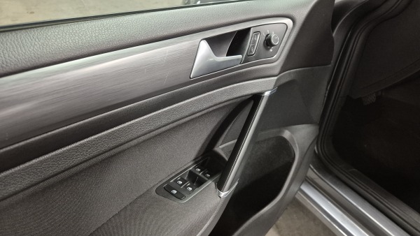 VOLKSWAGEN GOLF 1.6 AT COMFORTLINE 2019