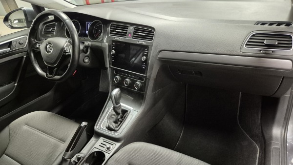 VOLKSWAGEN GOLF 1.6 AT COMFORTLINE 2019