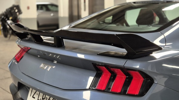 FORD MUSTANG COUPE GT PREMIUM 5.0 AUT 2025