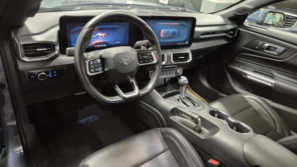 FORD MUSTANG COUPE GT PREMIUM 5.0 AUT 2025